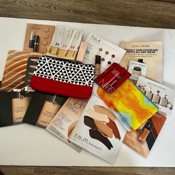 cosmetic bags and makeup sample bundle - Picture 1 of 6